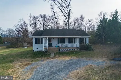 145 Hickory Drive Luray VA 22835