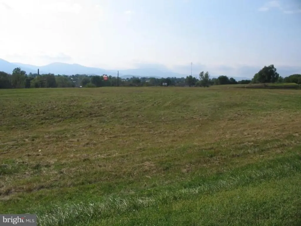Cottage Drive Luray VA 22835