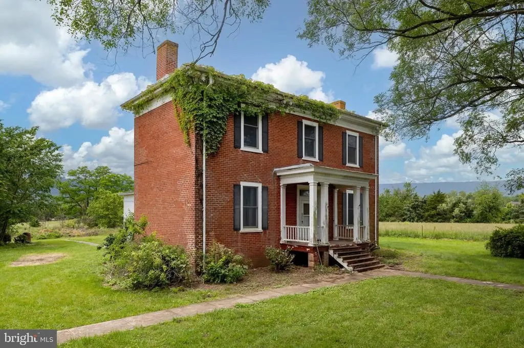 501 Fork Road S Luray VA 22835