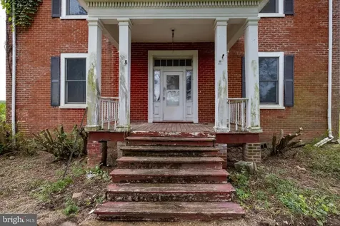 501 Fork Road S Luray VA 22835