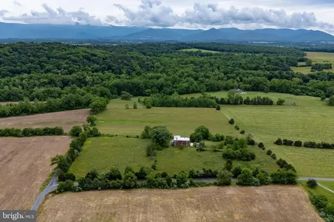 501 Fork Road S Luray VA 22835