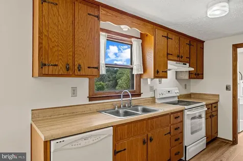 113 Dock Street Luray VA 22835