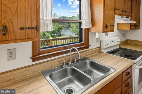 113 Dock Street Luray VA 22835