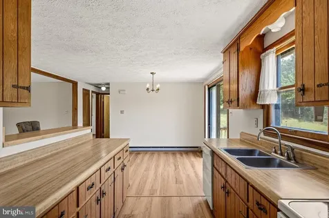 113 Dock Street Luray VA 22835