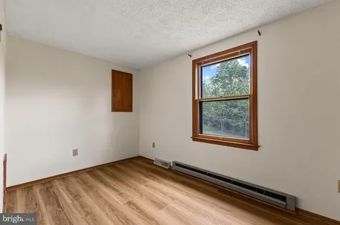 113 Dock Street Luray VA 22835
