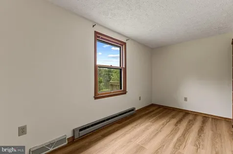 113 Dock Street Luray VA 22835