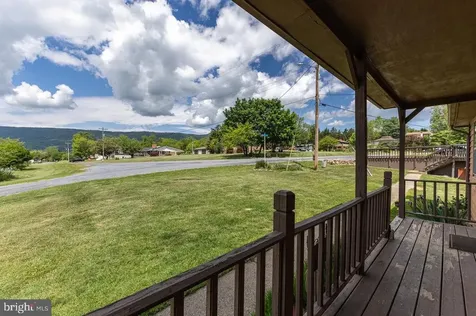 113 Dock Street Luray VA 22835