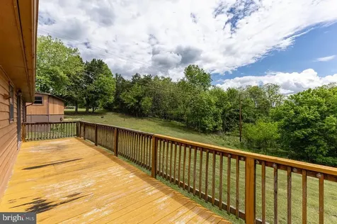 113 Dock Street Luray VA 22835