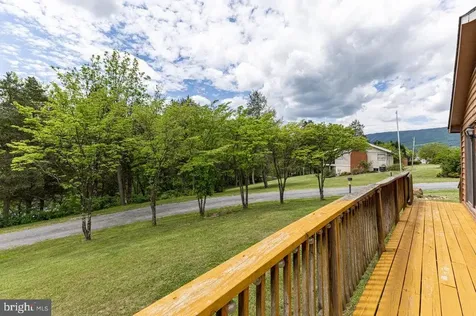 113 Dock Street Luray VA 22835