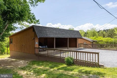 113 Dock Street Luray VA 22835