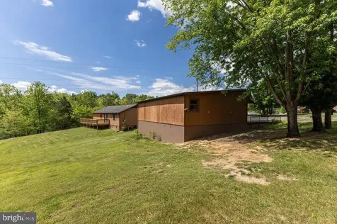 113 Dock Street Luray VA 22835