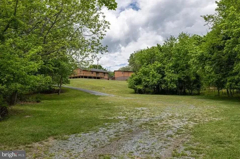 113 Dock Street Luray VA 22835