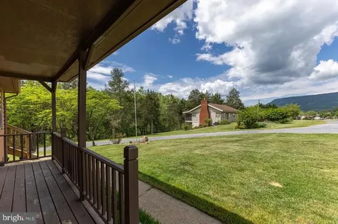 113 Dock Street Luray VA 22835