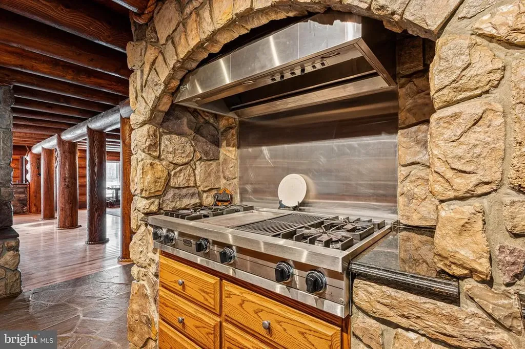 370 Bruins Run Elkton VA 22827