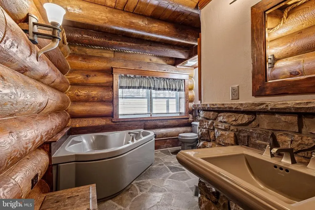 370 Bruins Run Elkton VA 22827