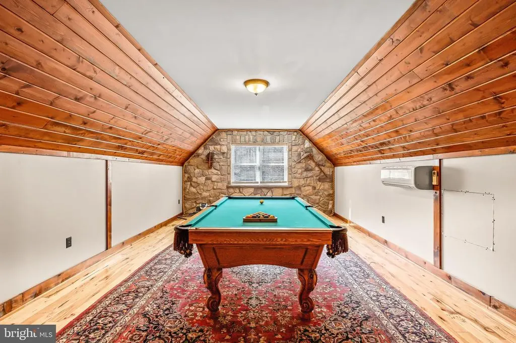 370 Bruins Run Elkton VA 22827