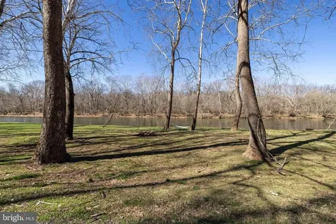 4551 Grove Hill River Road Shenandoah VA 22849