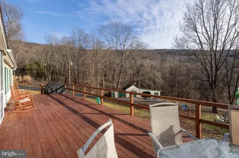 1589 E Rocky Branch Road E Luray VA 22835