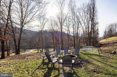 1589 E Rocky Branch Road E Luray VA 22835