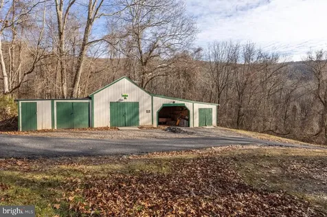 1589 E Rocky Branch Road E Luray VA 22835