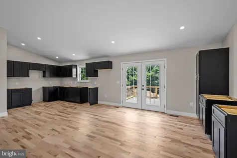 180 W Wanda Street Stanley VA 22851
