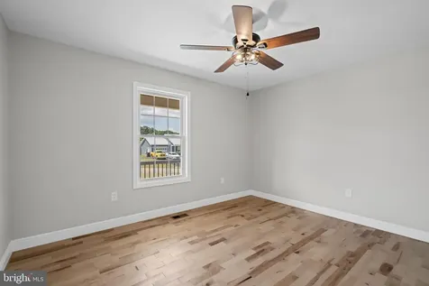 180 W Wanda Street Stanley VA 22851