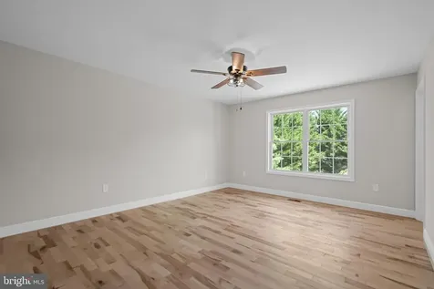 180 W Wanda Street Stanley VA 22851