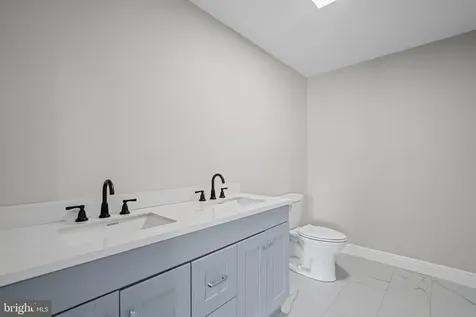 180 W Wanda Street Stanley VA 22851