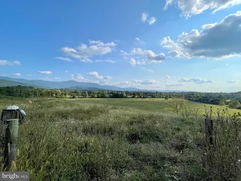 Atkins Drive Luray VA 22835