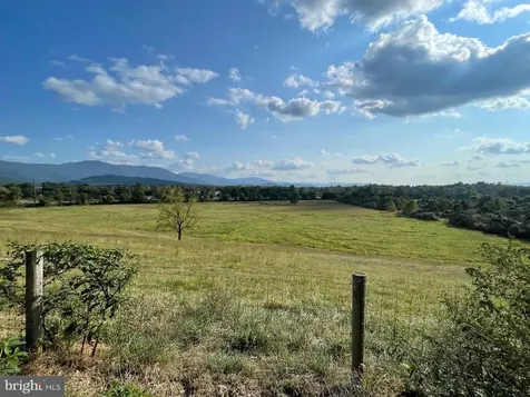 Atkins Drive Luray VA 22835