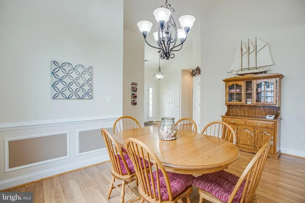 5717 W Kesslers Crossing W Fredericksburg VA 22407