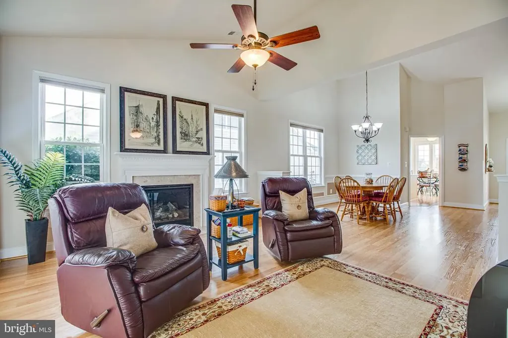 5717 W Kesslers Crossing W Fredericksburg VA 22407