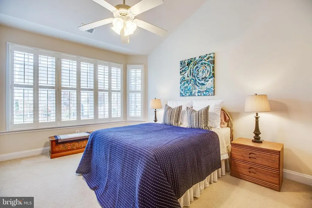 5717 W Kesslers Crossing W Fredericksburg VA 22407