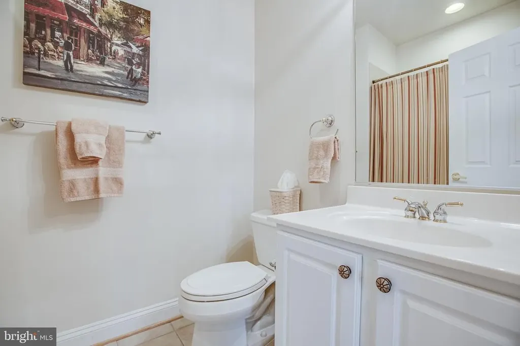 5717 W Kesslers Crossing W Fredericksburg VA 22407