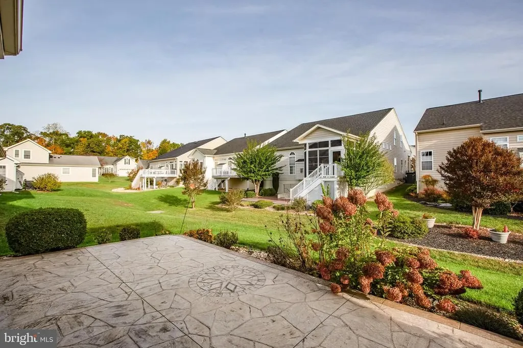 5717 W Kesslers Crossing W Fredericksburg VA 22407