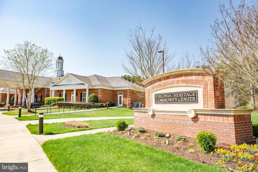 5717 W Kesslers Crossing W Fredericksburg VA 22407