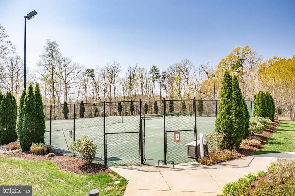 5717 W Kesslers Crossing W Fredericksburg VA 22407