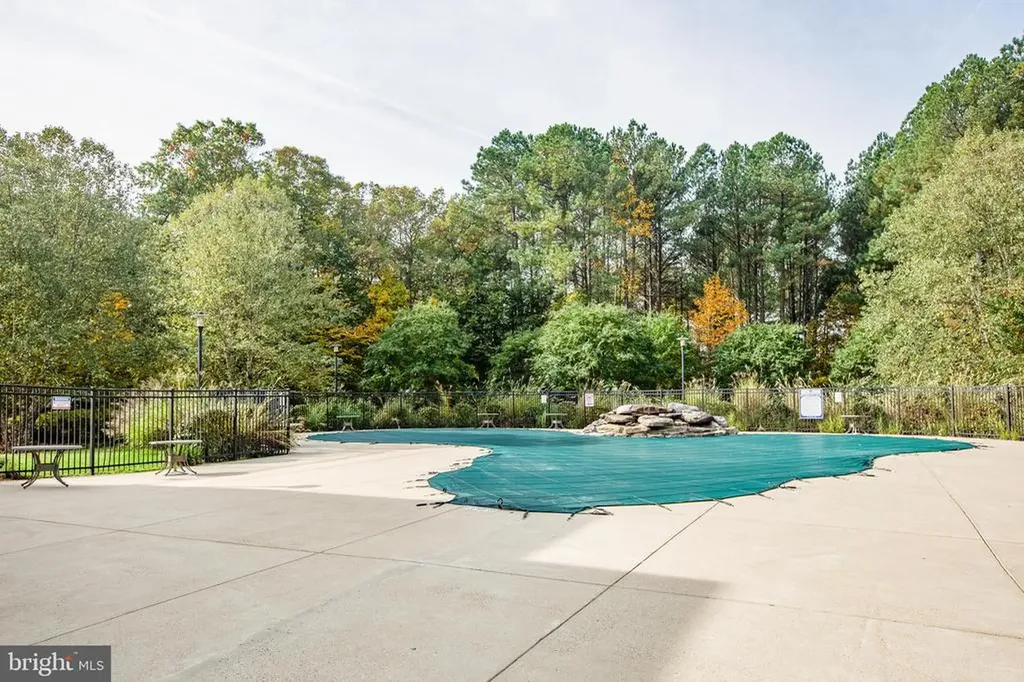 5717 W Kesslers Crossing W Fredericksburg VA 22407