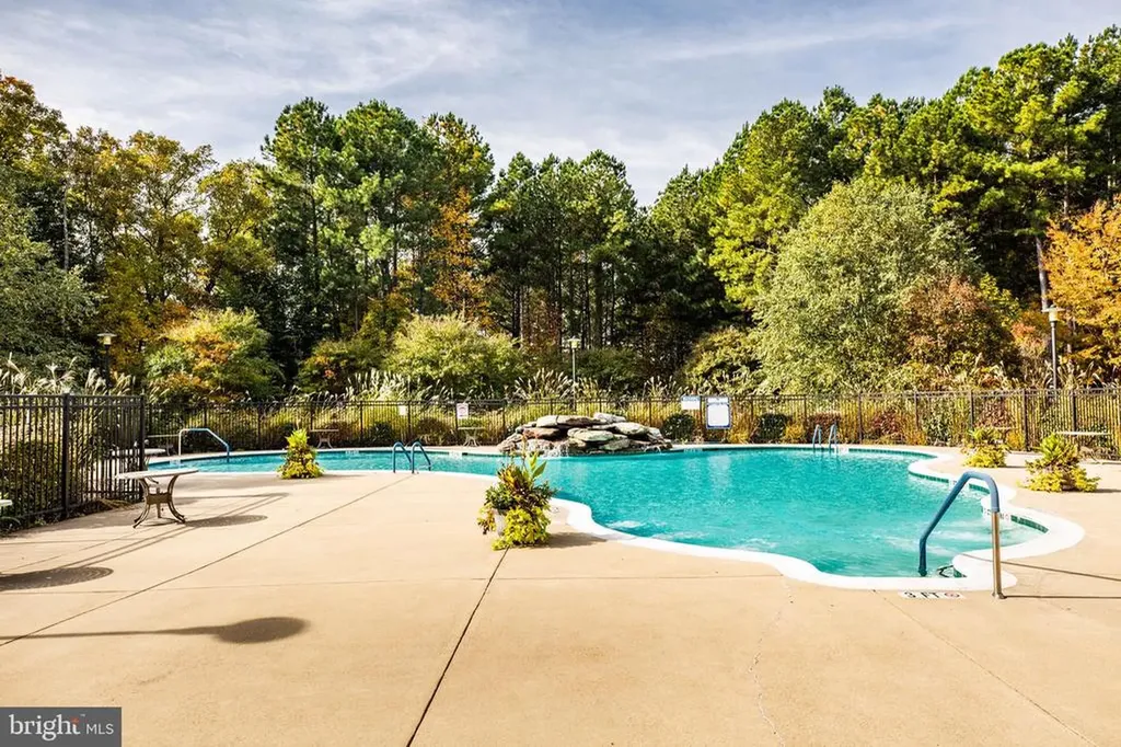 5717 W Kesslers Crossing W Fredericksburg VA 22407