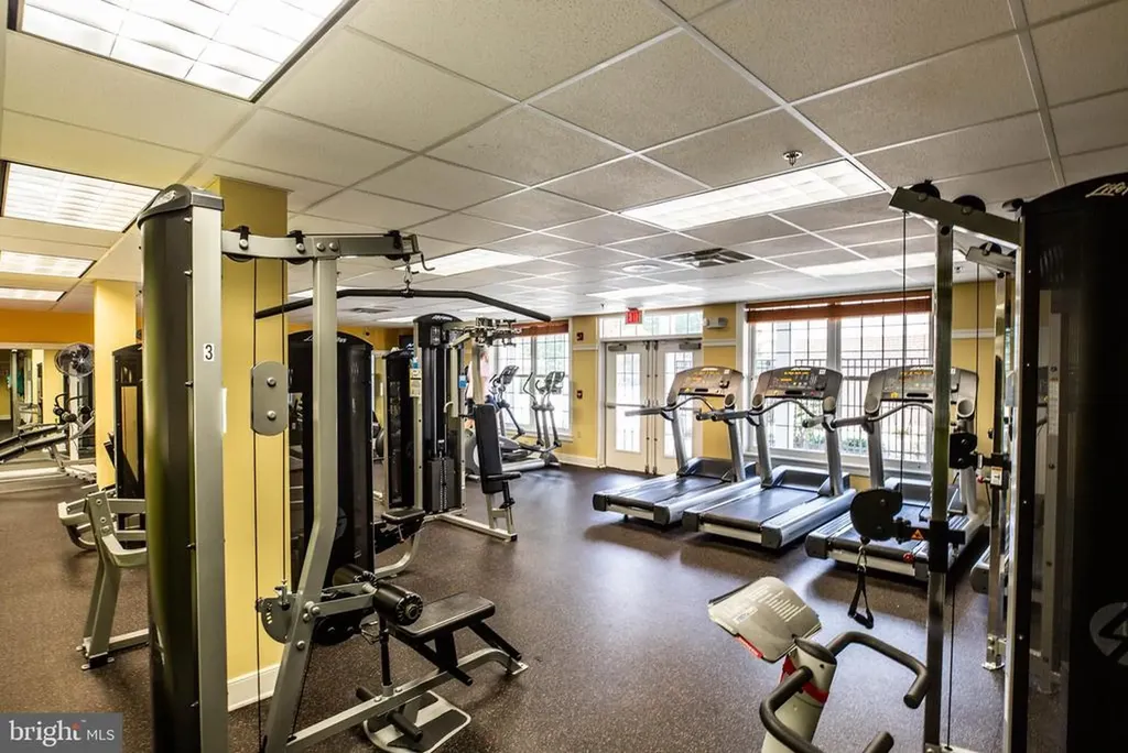 5717 W Kesslers Crossing W Fredericksburg VA 22407