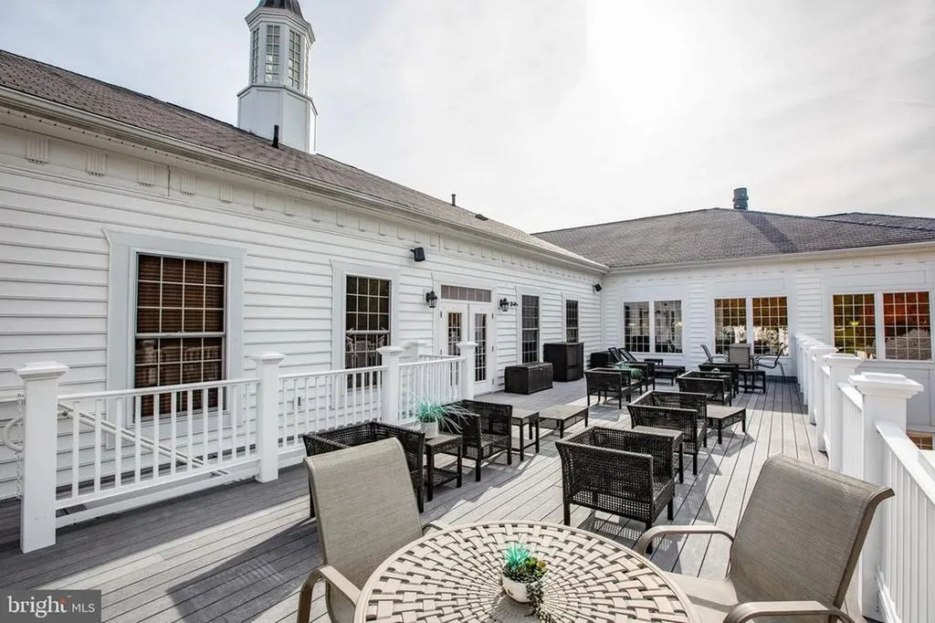 5717 W Kesslers Crossing W Fredericksburg VA 22407