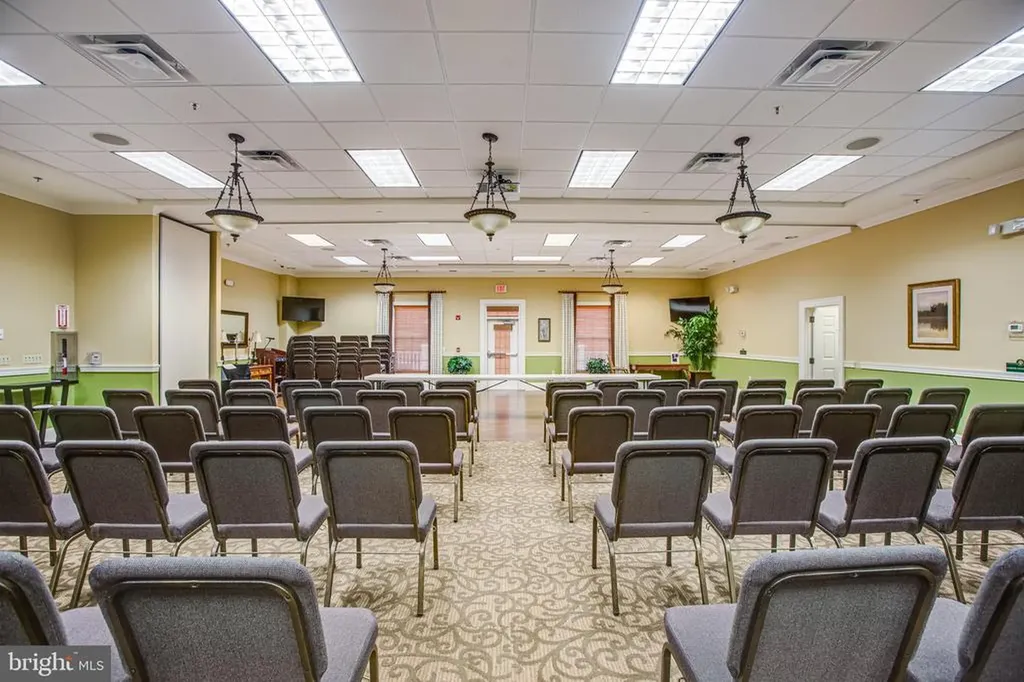 5717 W Kesslers Crossing W Fredericksburg VA 22407