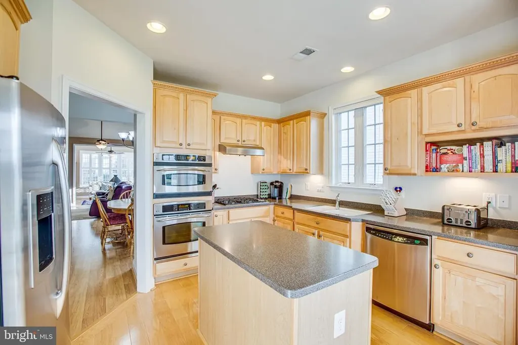 5717 W Kesslers Crossing W Fredericksburg VA 22407