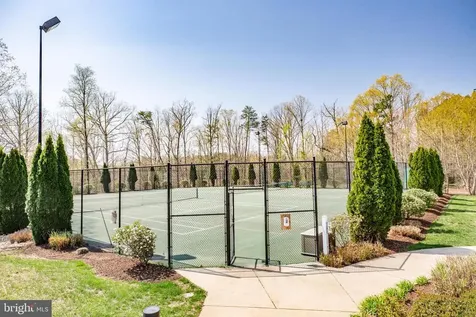 5717 W Kesslers Crossing W Fredericksburg VA 22407