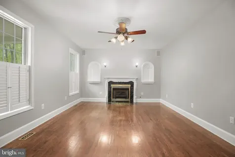 2933 Patriot Lane Fredericksburg VA 22408