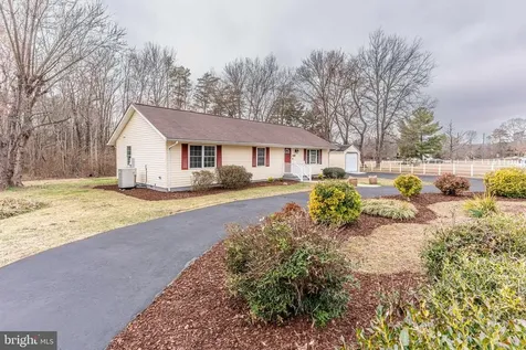 3836 Lee Hill School Drive Fredericksburg VA 22408