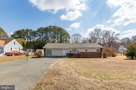 1305 Bragg Road Fredericksburg VA 22407