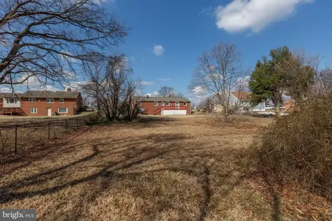 1305 Bragg Road Fredericksburg VA 22407