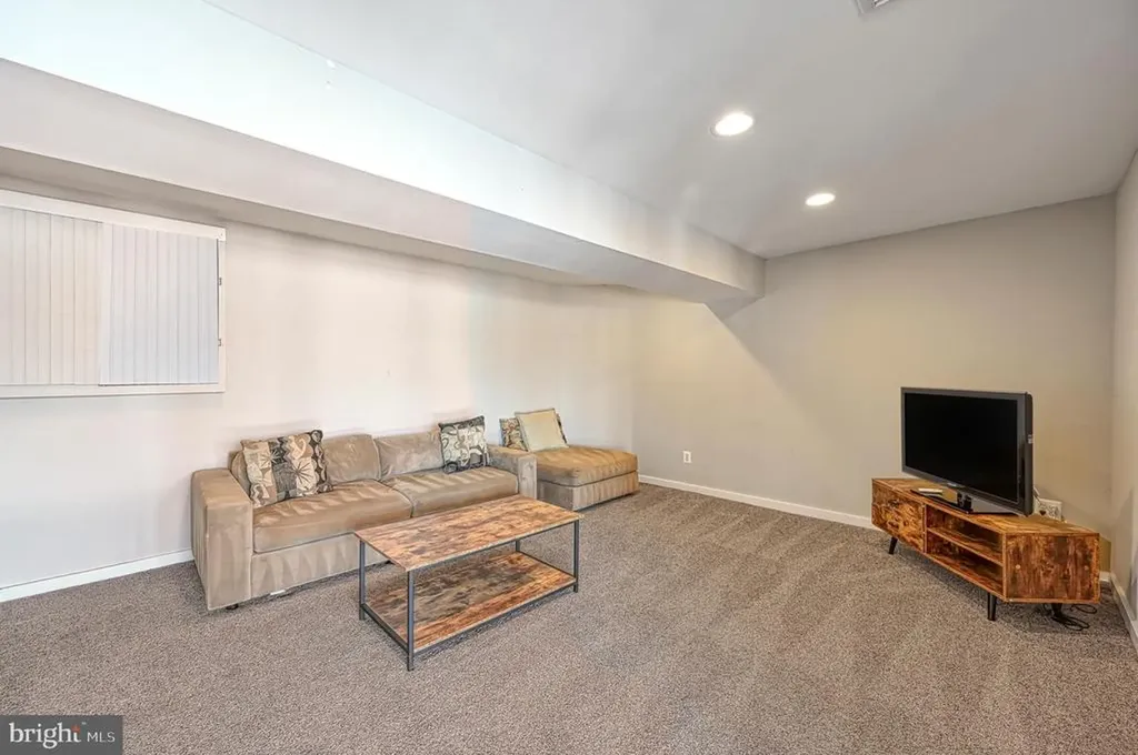 7313 Oakwood Drive Orange VA 22960