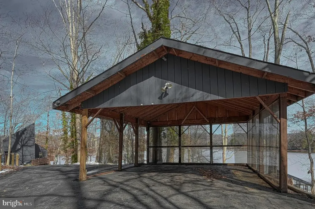 7313 Oakwood Drive Orange VA 22960